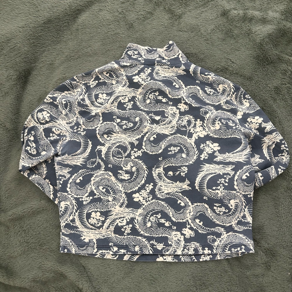 Bershka Dragon Print Cropped Long Sleeve | Women’s Large
